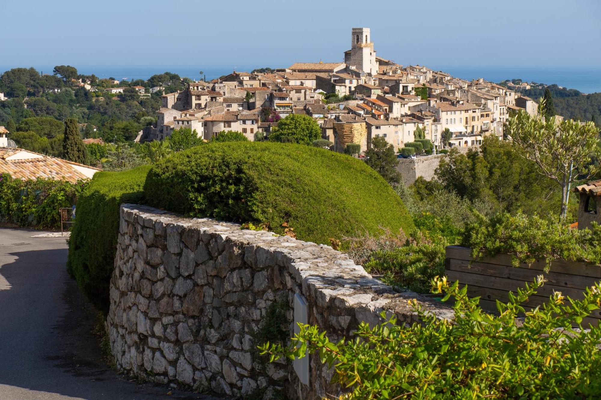 Les Yuccas -Maison Neuve Avec Un Jardin A Saint Paul De Vence Bagian luar foto
